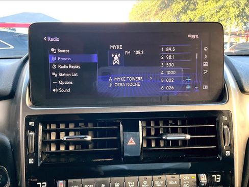 Used 2022 Lexus GX 460 Premium w/ Premium Plus Package AWD/4WD image 32