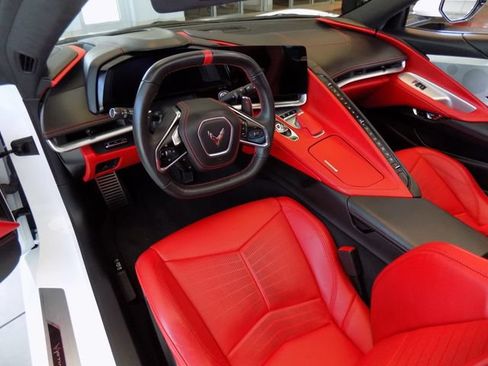 Used 2021 Chevrolet Corvette Stingray Premium Cpe w/ Z51 Performance Package RWD image 30