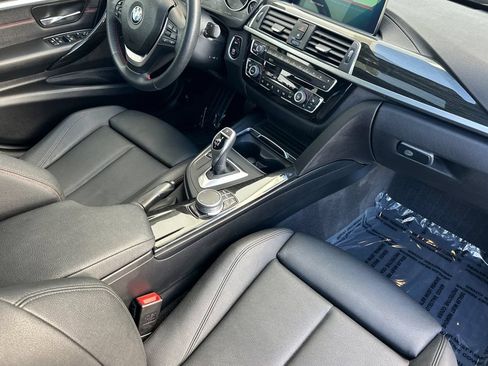 Used 2018 BMW 330i Sedan w/ Premium Package RWD image 16