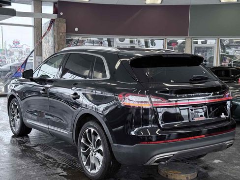 Used 2023 Lincoln Nautilus Reserve w/ Luxury Package image 10