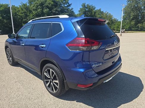 Used 2019 Nissan Rogue SV AWD/4WD image 4
