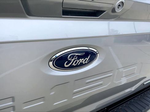 Used 2023 Ford F150 Lariat AWD/4WD image 30