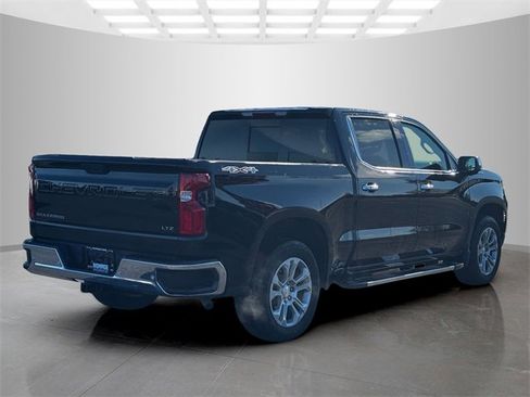 Used 2022 Chevrolet Silverado 1500 LTZ image 7
