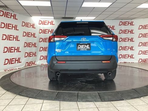 Used 2019 Toyota RAV4 LE w/ All Weather Liner Package FWD image 6