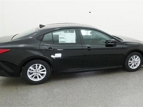 New 2026 Toyota Camry LE image 43