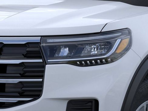 New 2026 Ford Explorer Active AWD/4WD image 18