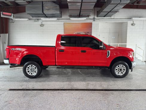 Used 2018 Ford F250 XLT image 2