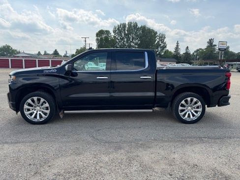 Used 2021 Chevrolet Silverado 1500 High Country w/ Technology Package image 4
