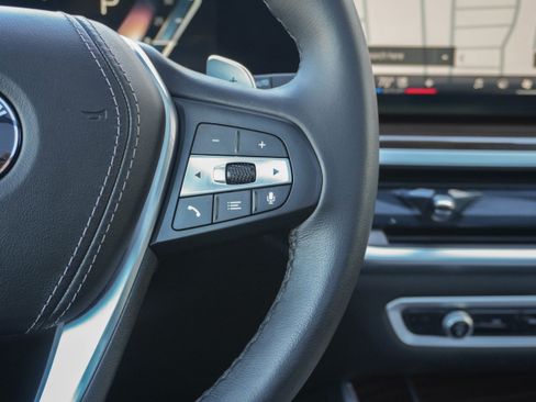 Certified 2025 BMW X5 xDrive40i w/ Climate Comfort Package image 20