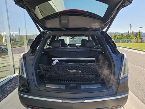 New 2025 Cadillac XT5 Sportv w/ LPO, Floor Liner Package image 17
