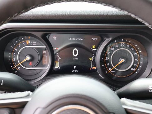 New 2025 Jeep Gladiator Sport image 28