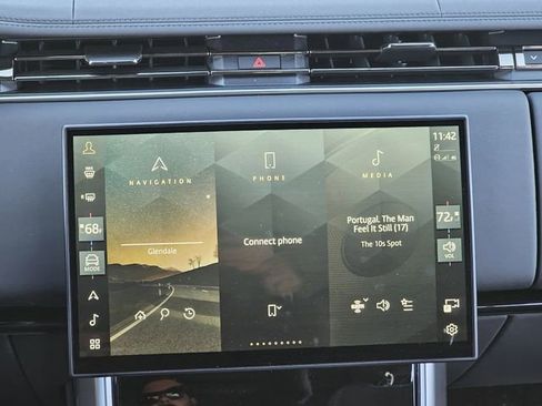 New 2025 Land Rover Range Rover SE image 17