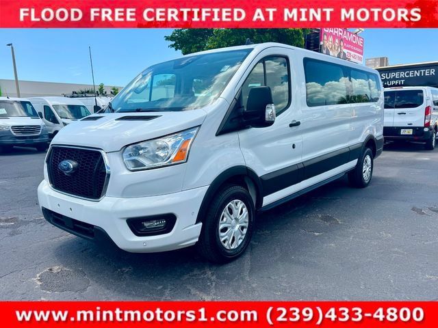 Used 2022 Ford Transit 350 XLT RWD image 4