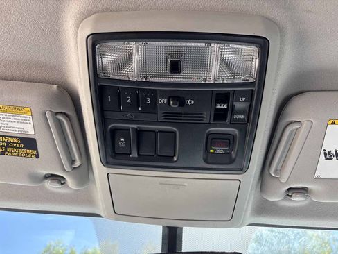 Used 2019 Toyota 4Runner Limited RWD image 28