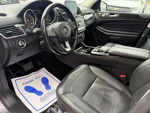 Used 2018 Mercedes-Benz GLS 550 4MATIC image 11