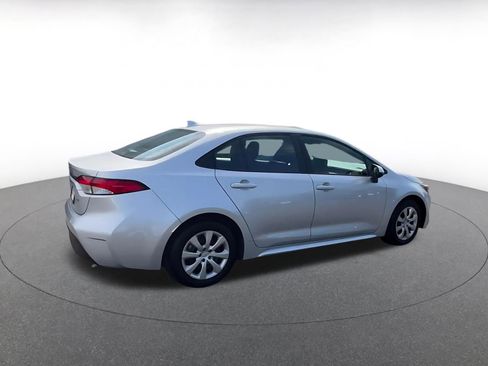 Used 2025 Toyota Corolla LE image 15