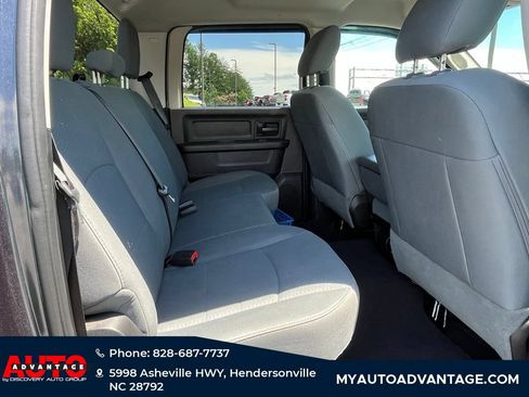 Used 2017 RAM 1500 Express AWD/4WD image 22