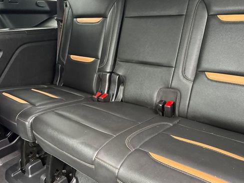 Used 2021 GMC Yukon AT4 w/ Rear Media and Nav Package image 15