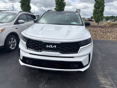 Used 2022 Kia Sorento SX AWD/4WD image 2