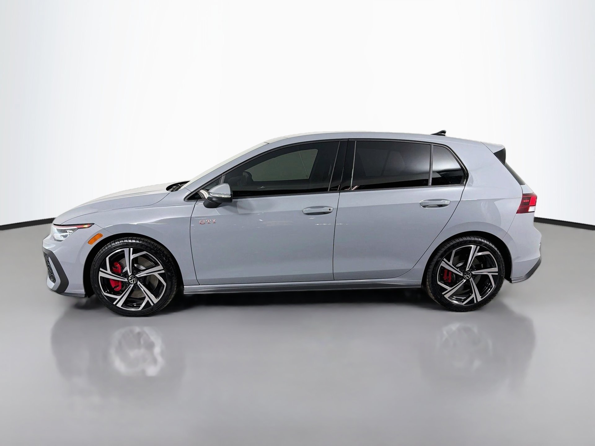 New 2026 Volkswagen GTI SE FWD image 7