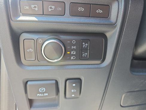 Used 2022 Ford F150 Lightning Lariat w/ Equipment Group 511A High AWD/4WD image 25