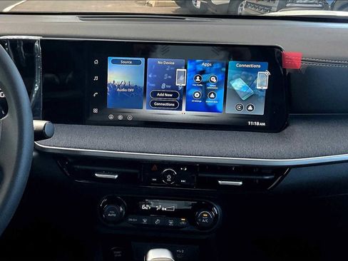 New 2026 Nissan Kicks SV image 6