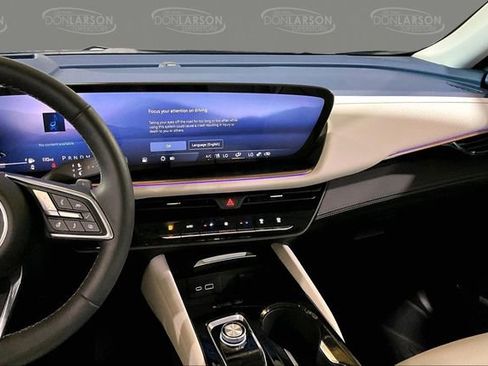 Certified 2025 Buick Envision Avenir AWD/4WD image 31