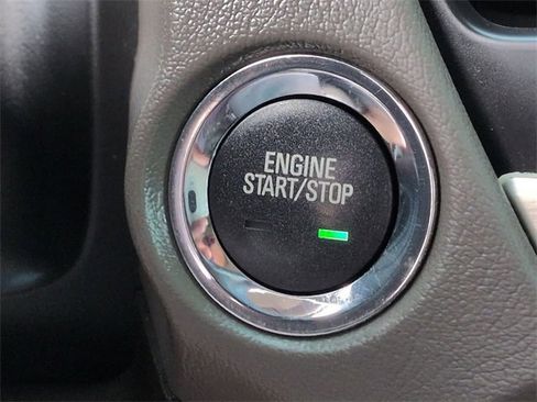 Used 2018 GMC Yukon Denali w/ Denali Ultimate Package image 33