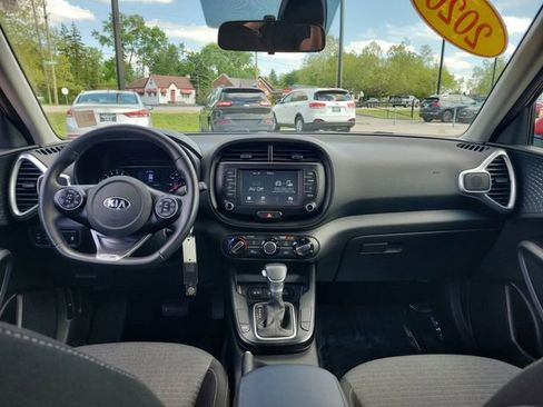 Used 2020 Kia Soul GT-Line FWD image 14