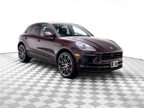 Used 2023 Porsche Macan S AWD/4WD image 6
