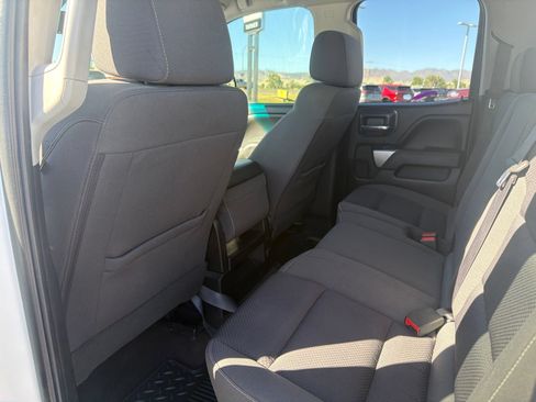 Used 2018 Chevrolet Silverado 1500 LT w/ Trailering Package AWD/4WD image 21