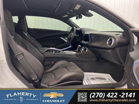 Used 2022 Chevrolet Camaro ZL1 image 11