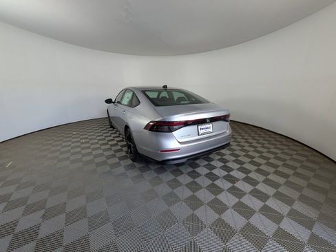 New 2025 Honda Accord SE image 10