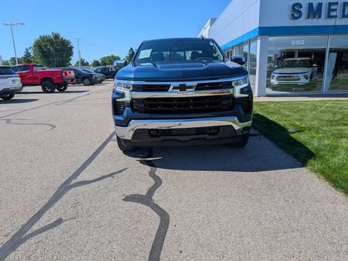 Used 2023 Chevrolet Silverado 1500 LT w/ Convenience Package II AWD/4WD image 25