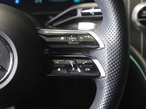 Certified 2023 Mercedes-Benz GLC 300 4MATIC image 17