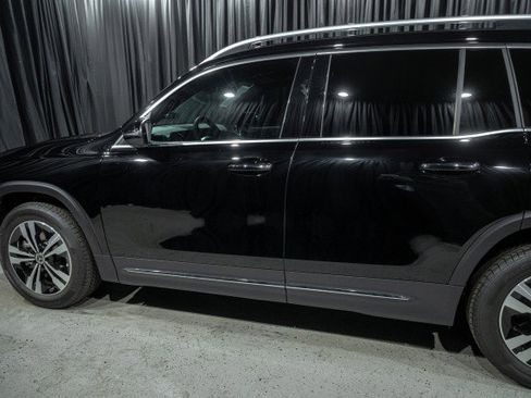 Used 2026 Mercedes-Benz GLB 250 image 5