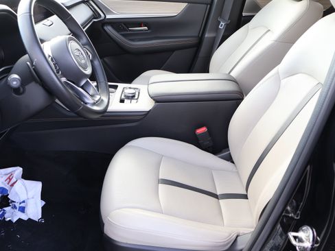 Used 2025 MAZDA CX-70 Plug-In Hybrid w/ Premium Pkg image 42