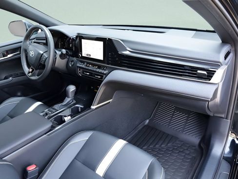 Certified 2025 Toyota Camry SE w/ Convenience Package AWD/4WD image 28