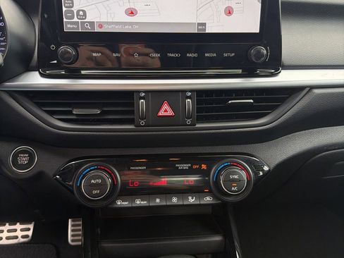 Certified 2024 Kia Forte GT-Line FWD image 15