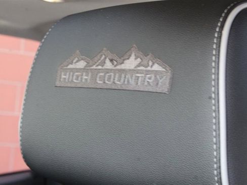 Used 2018 Chevrolet Silverado 2500 High Country AWD/4WD image 25