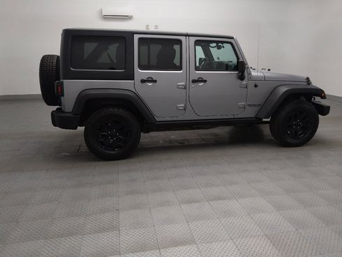 Used 2017 Jeep Wrangler Unlimited Sport image 10
