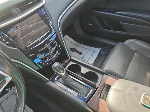 Used 2019 Cadillac XTS Luxury image 27