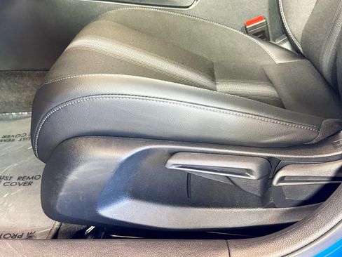 Used 2025 Honda Civic Sport image 17