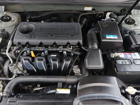 Used 2010 Hyundai Sonata GLS FWD image 34