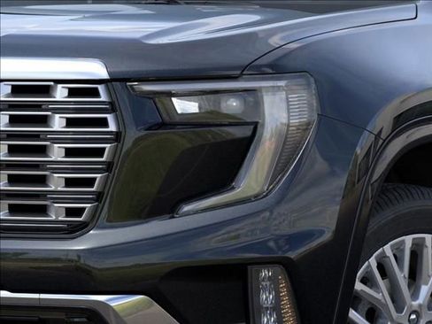 New 2026 GMC Acadia Denali w/ Super Cruise Package image 12