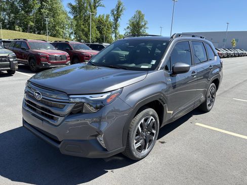 New 2026 Subaru Forester Premium AWD/4WD image 3
