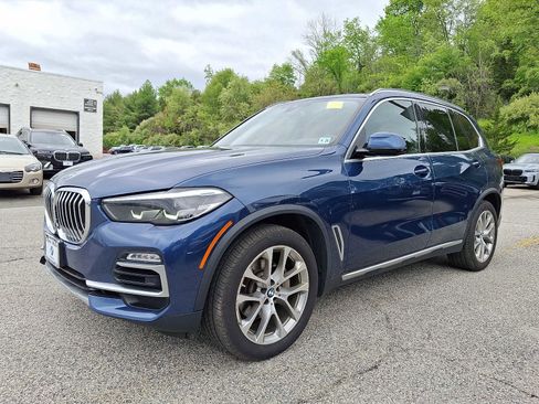 Used 2021 BMW X5 xDrive40i w/ Premium Package 2 AWD/4WD image 3