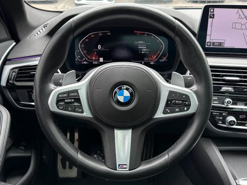 Used 2021 BMW 540i w/ M Sport Package RWD image 10
