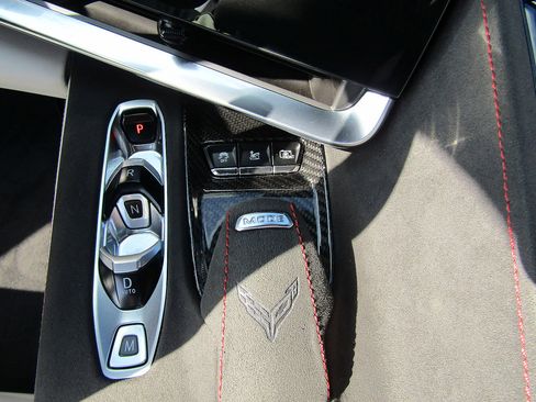 Used 2023 Chevrolet Corvette Stingray Premium Conv image 18