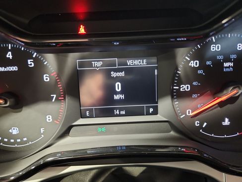 New 2026 Chevrolet Trax LS w/ LS Convenience Package FWD image 11